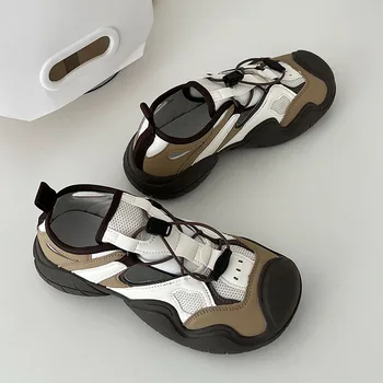 Universal easy спортни обувки за жени 2023 Лятна новост Ежедневни и лесна за гонконгском стил, показва краката си, малка обувки за татковци на дебела подметка