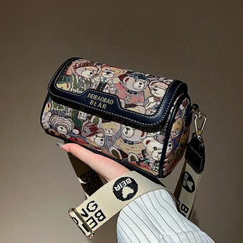 BeiBaoBao дамска чанта с изображение на мечка, женствена чанта през рамо, изискана модерна цилиндрична дамска чанта-месинджър 2023