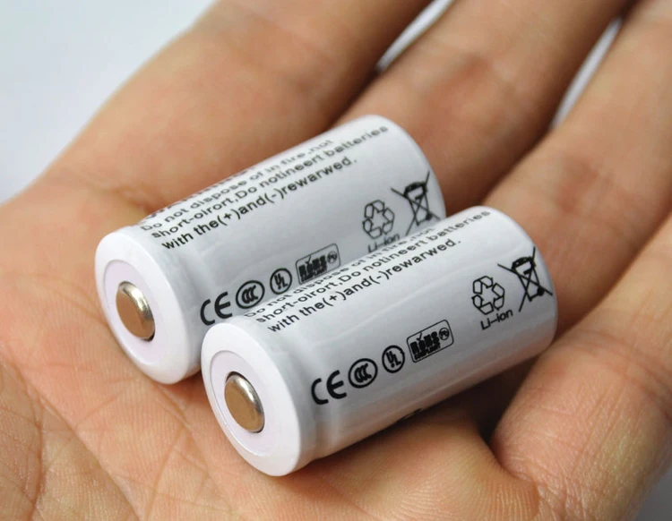 НОВ 4шт 3,7 До 2200 mah cr123a lithium акумулаторна литиева батерия батерия 163402